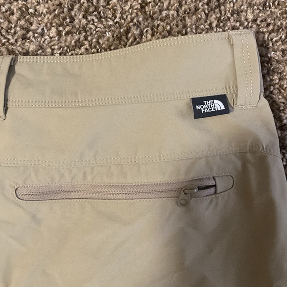 The Northface khaki light stride pants - Picture 5 of 6